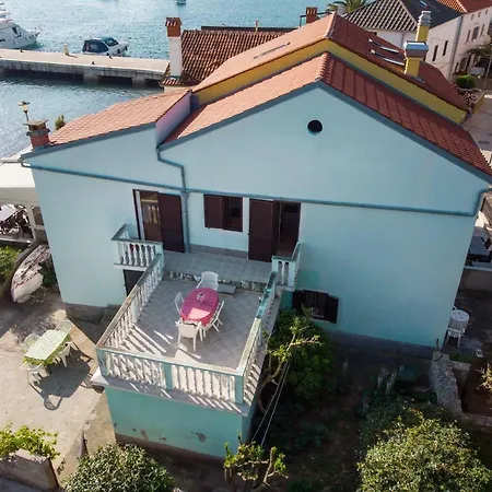 House Sara