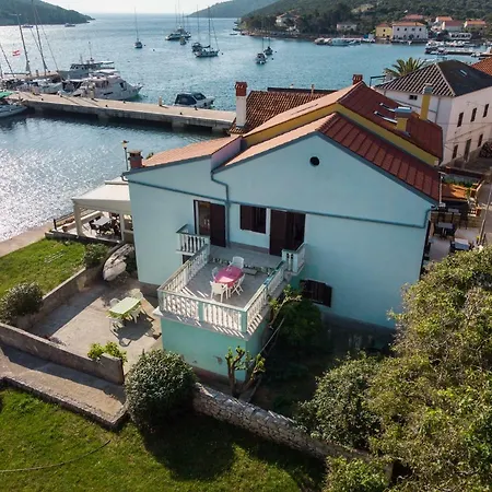 House Sara